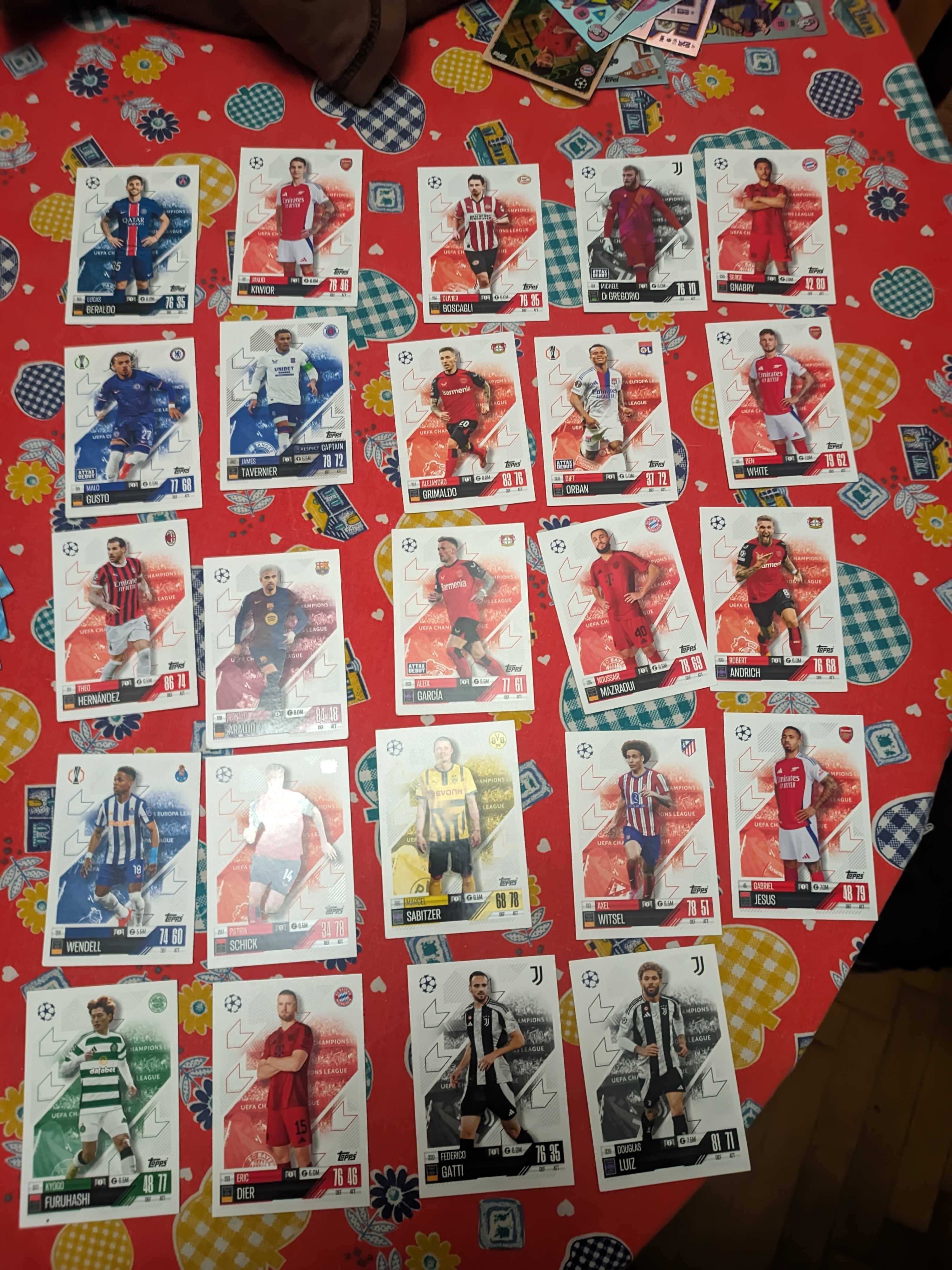 Продавам, заменям футболни карти match attax
