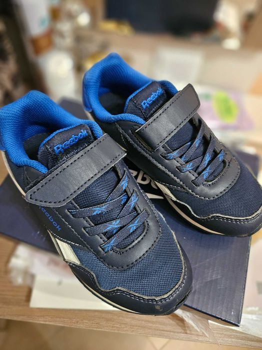 Продавам маратонки за момче Reebok, 29 номер