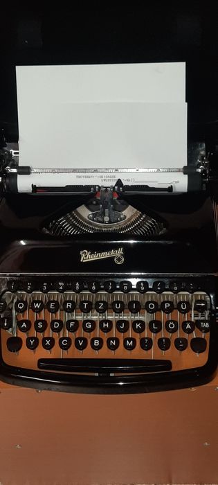 Mașină de scris Rheinmetall