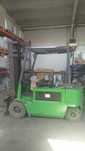 Electrostivuitor Triplex (5,4mt) capacitate ridicare 3 tone stivuitor