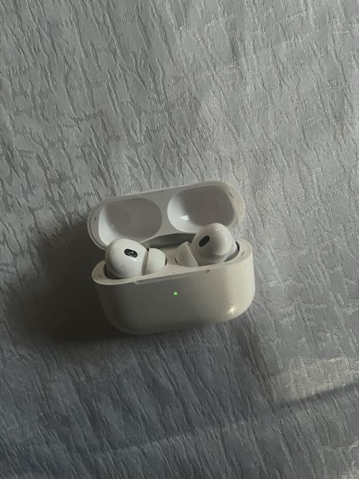 Casti airpods pro putin uzate