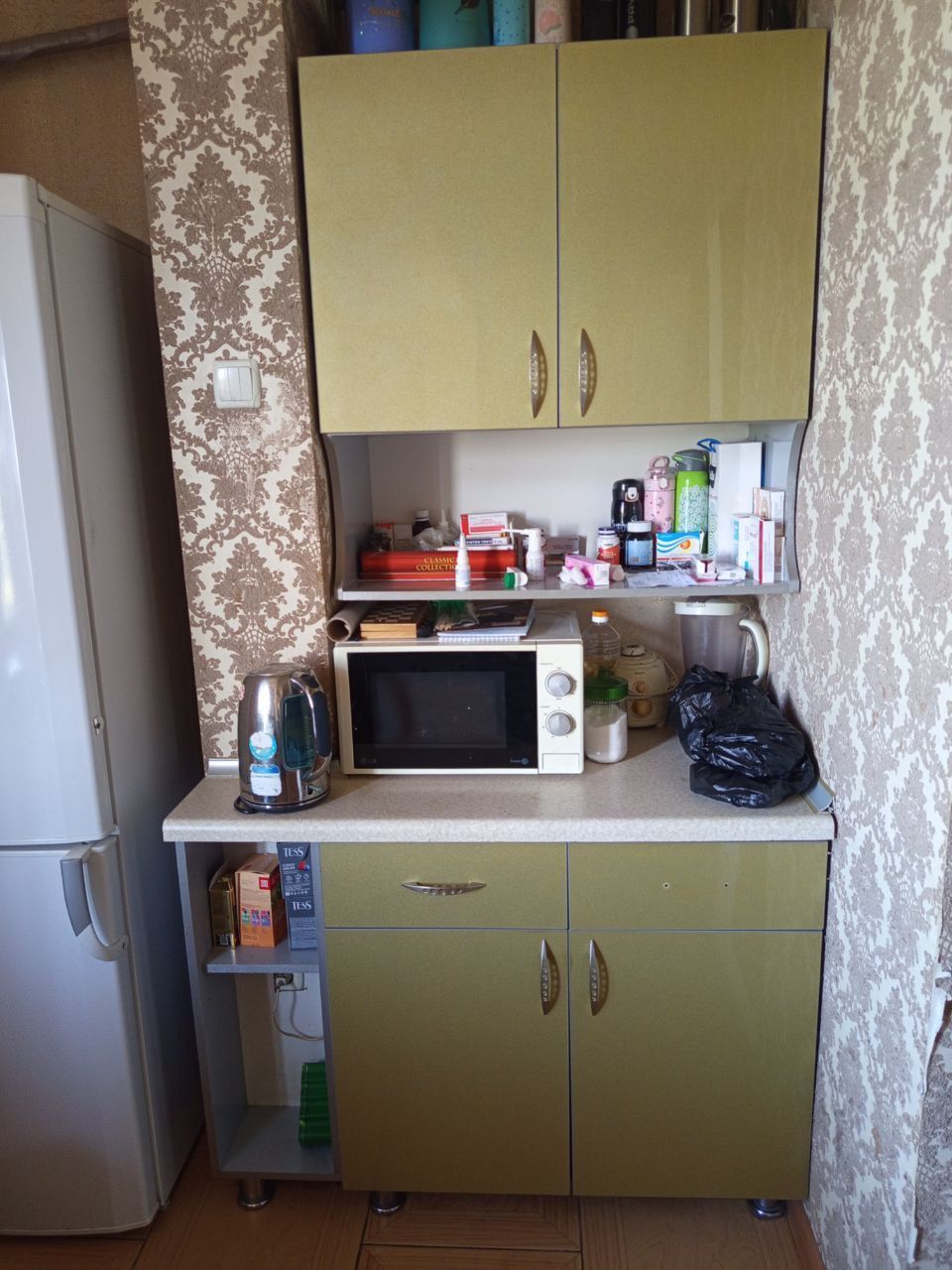 Кухонный гарнитур б/у