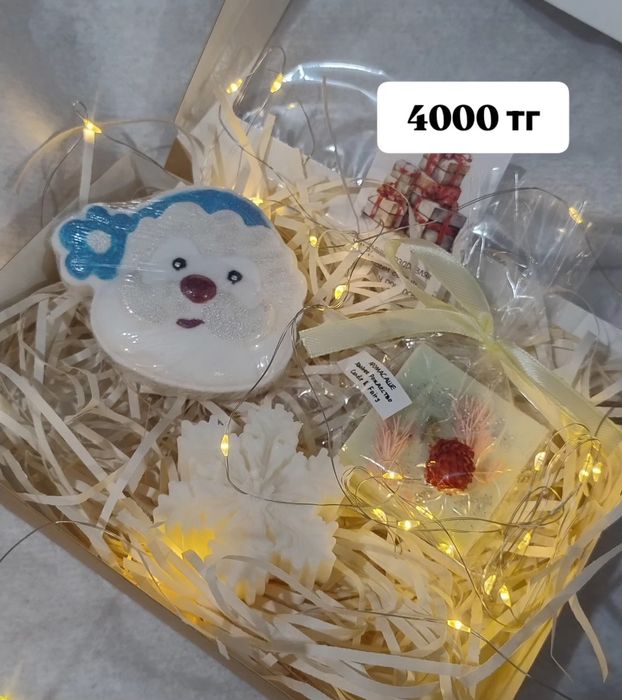 Подарочные наборы, свечи, ёлочные игрушки, наборы для творчества