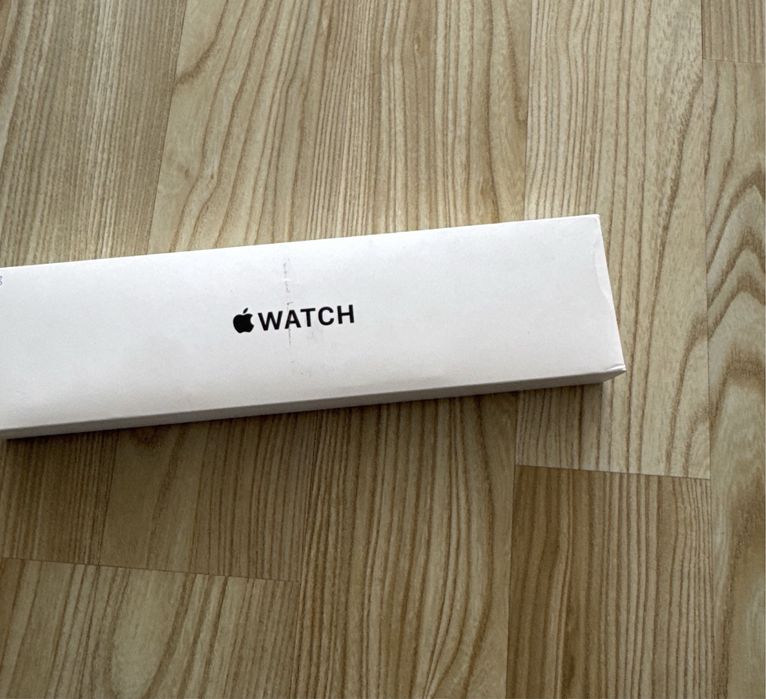 Apple Watch SE  44 mm
