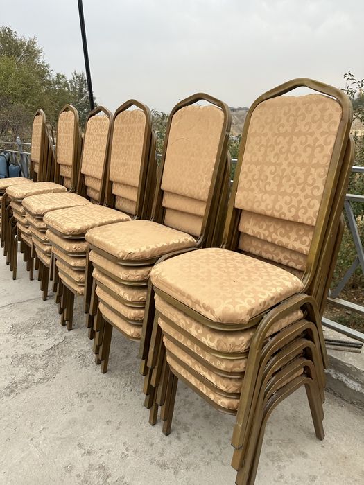 Стулья продается