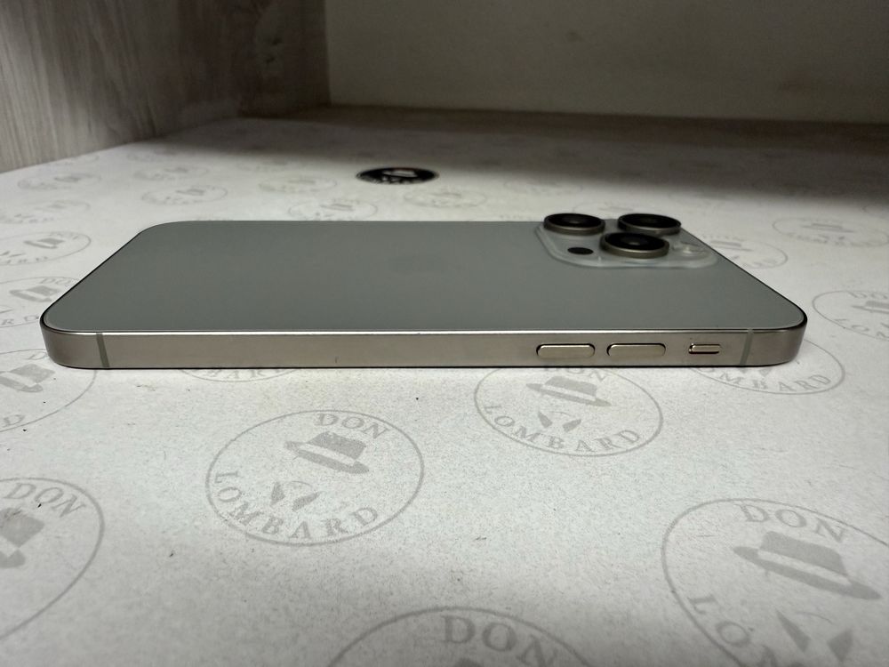 Iphone Xr 256Gb в корпусе 15 Pro Рассрочка 0-0-12