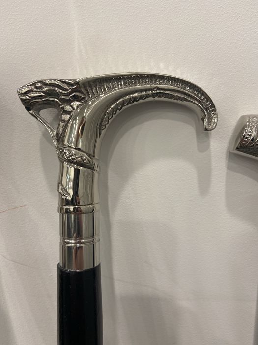 Baston lemn ,maner alama ,inaltime 95 cm