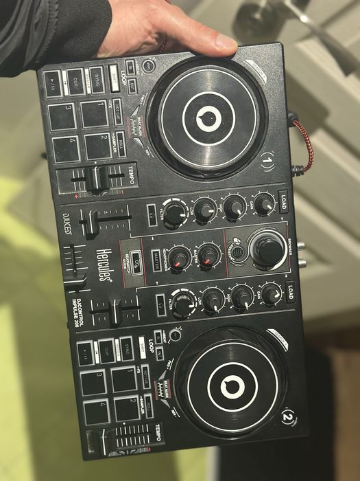 Dj Конзола Hercules ( Пулт, Контролер )