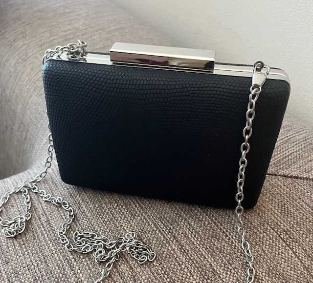 Малка Дамска Чантичка - Цена 30лв!