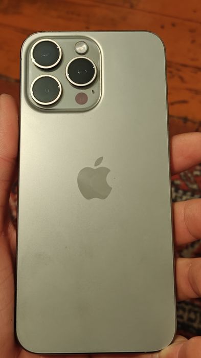 iPhone 15 pro max 92%