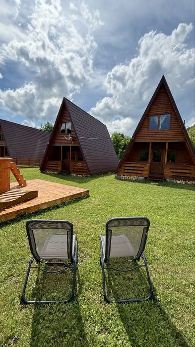 Colt Verde Bucovinean | Cabane cu ciubar