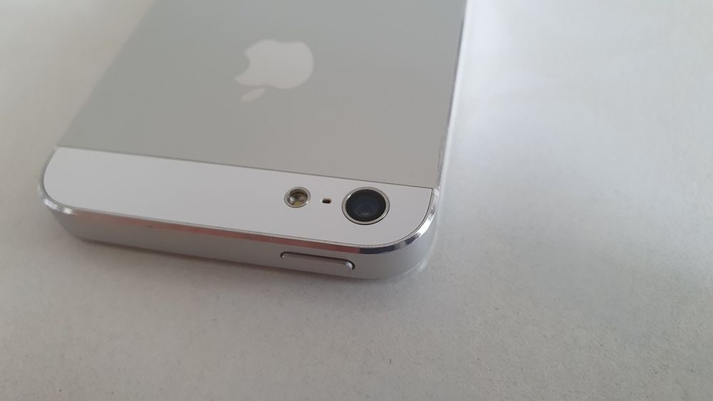 Iphone 5 /  16gb