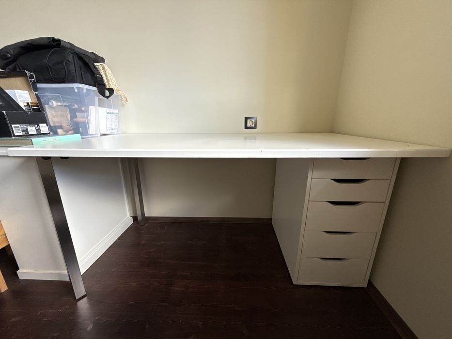 Бюро Ikea и офис шкаф Alex