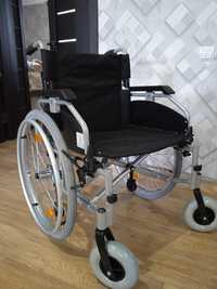 Продам инвалидную коляску для дома и улицы