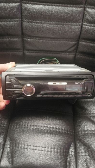 Магнитола Sony x-plod