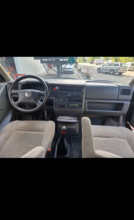 Vand sau schimb vw t4 caravel 2.5