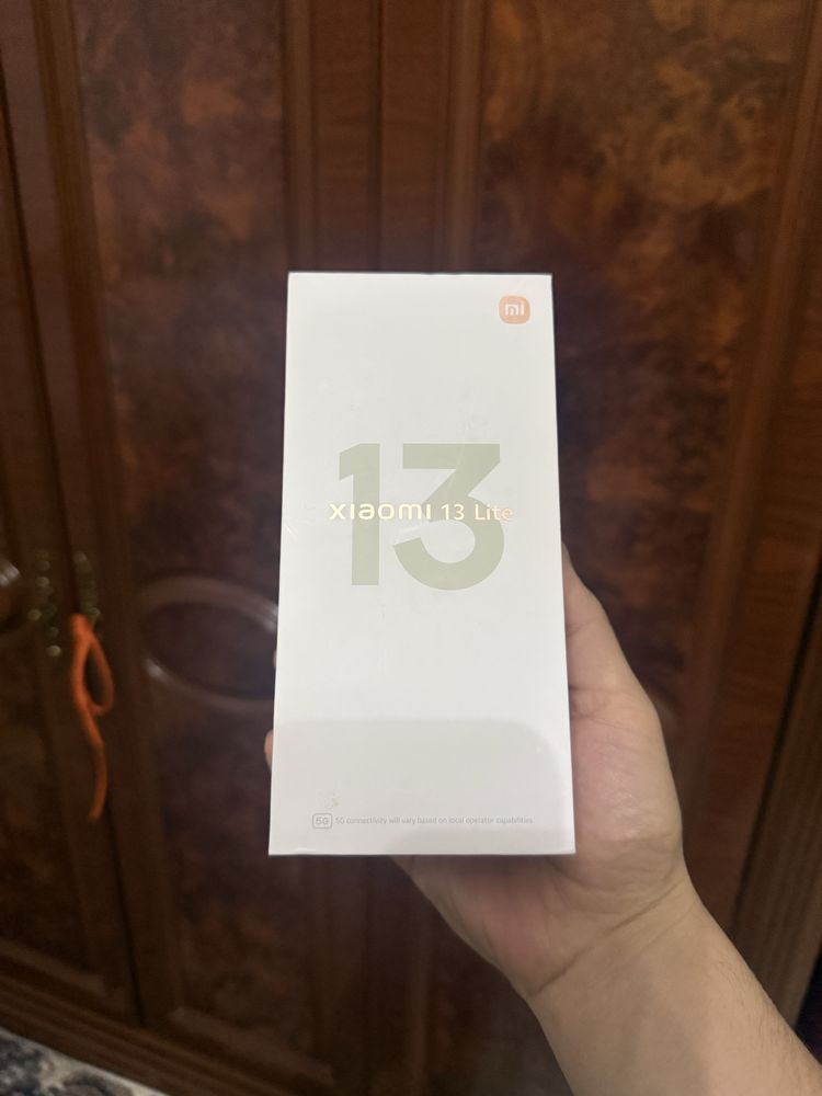 Xiaomi 13 layd flagmn 8ga 256gb 1 oy garantiya