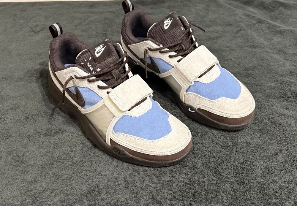 Travis Scott x Zoom Field Jaxx