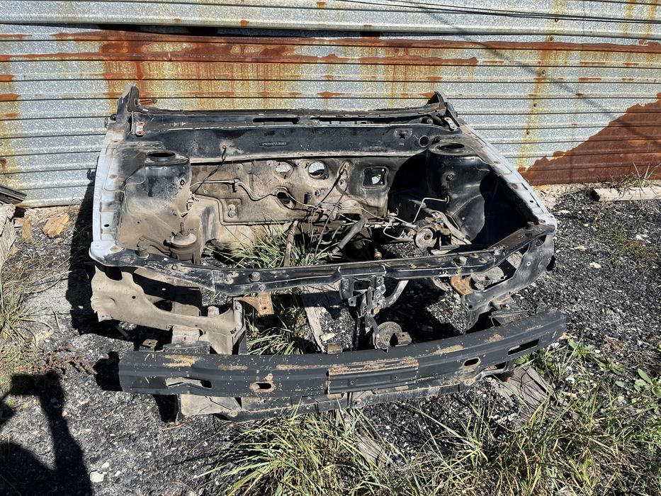 Крыша и морда хундай элантра 2003год