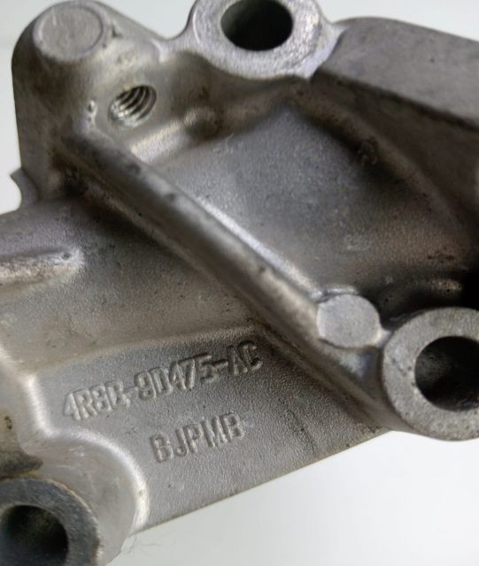 Supapa EGR  4R8Q90475AC Land Rover Range Rover a 3-a generatie (facel