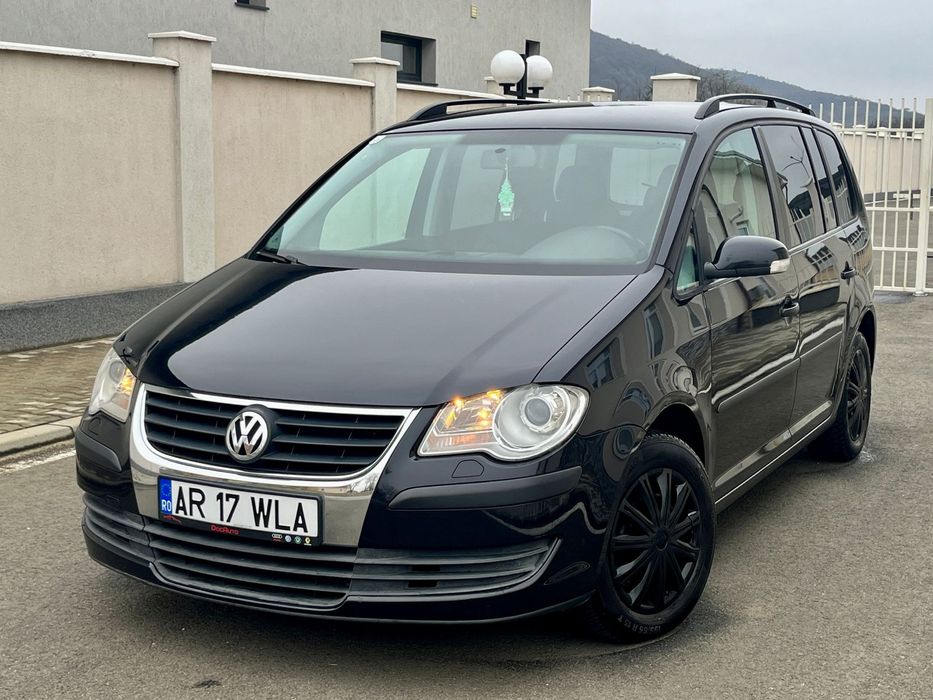 VW Touran an 2008 eur 4 motor 1.9 diesel 6+1 trepte