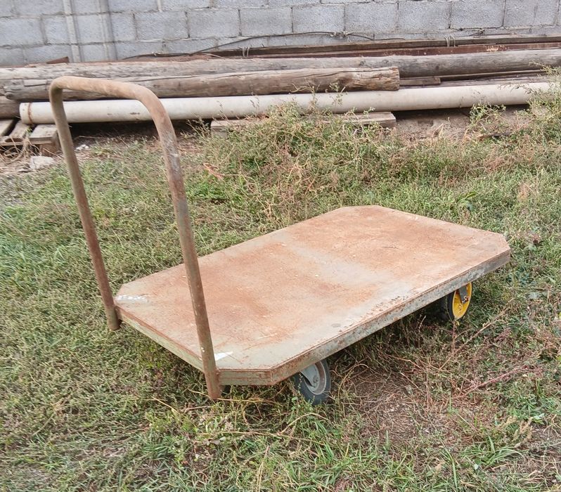 Продам  тележку.