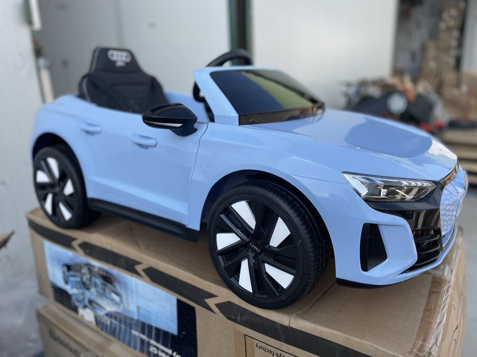 Masinuta electrica copii Audi E-tron GT Blue 70W scaun piele roti eva