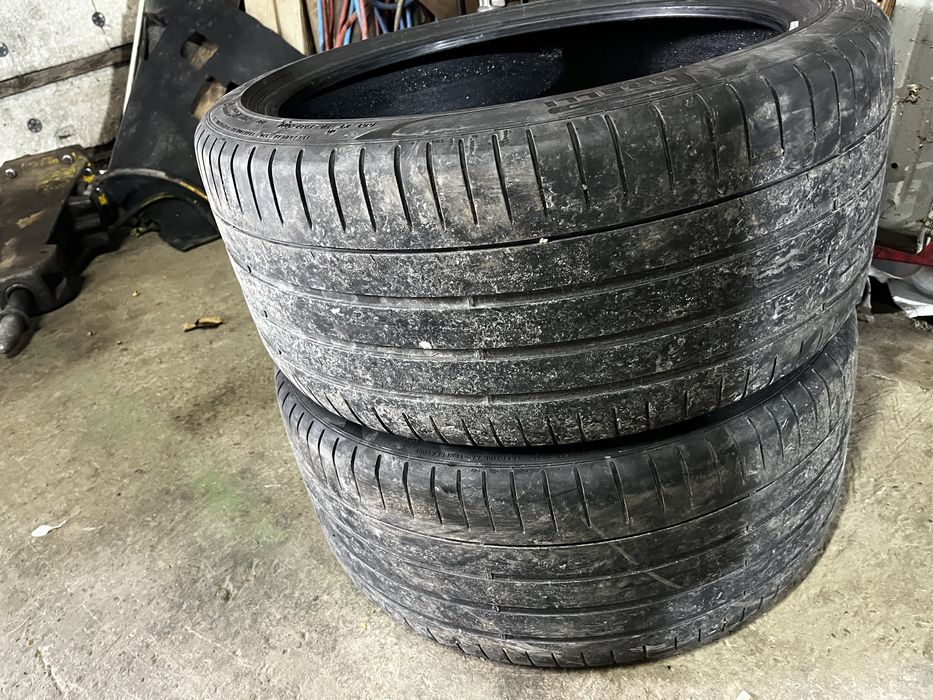 Vand 2 anvelope 275/35/20