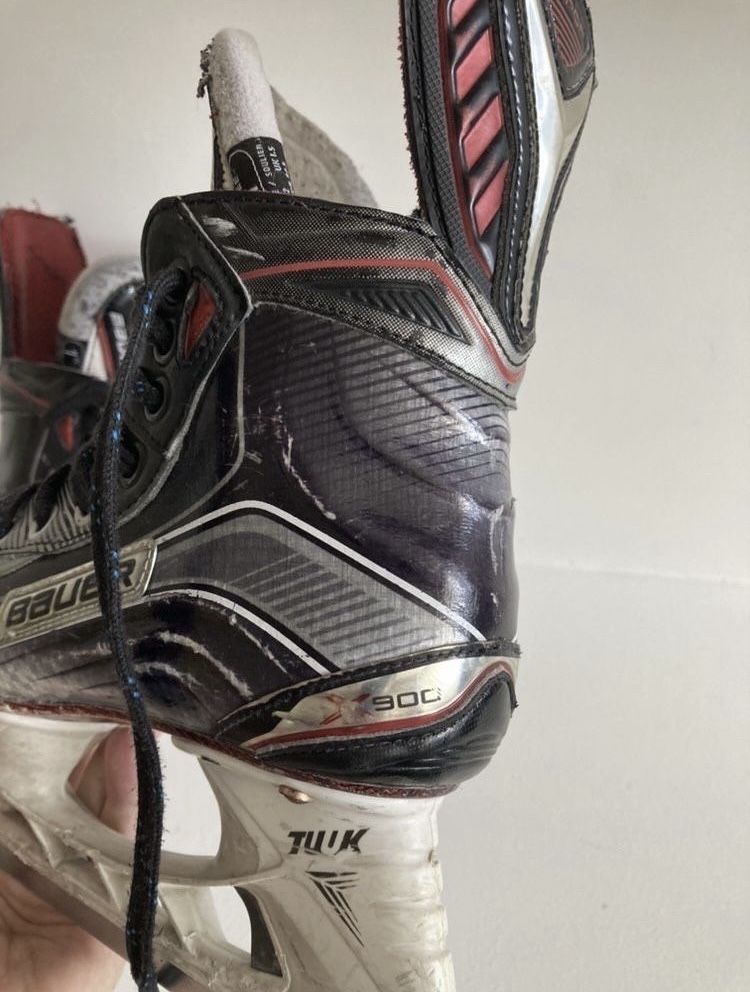 Хоккейные коньки BAUER X900