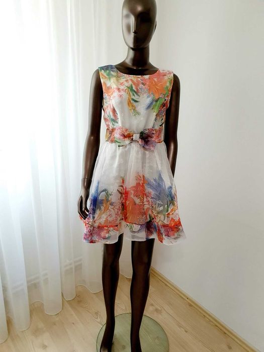 Rochie scurtă. Mărimea S