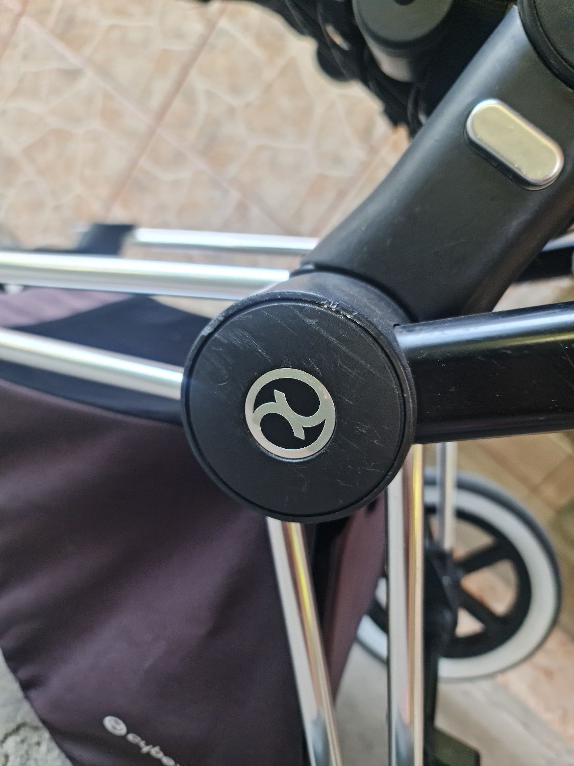 Бебешка количка Cybex Priam Platinum Lux