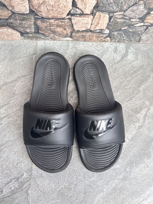 Papuci/slapi nike victori slides black marimea 44