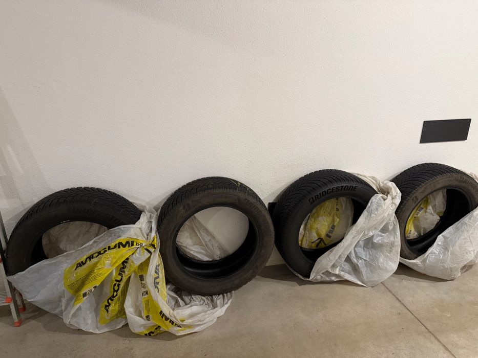 4x зимни гуми - Bridgestone Blizzak LM005 235/55R19