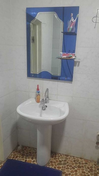 Uy sotiladi, 3 xonali, g'ishtli, Buxoro shahar