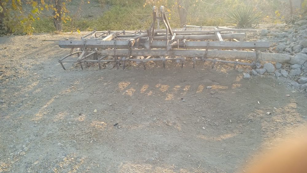 Mini traktor sotiladi