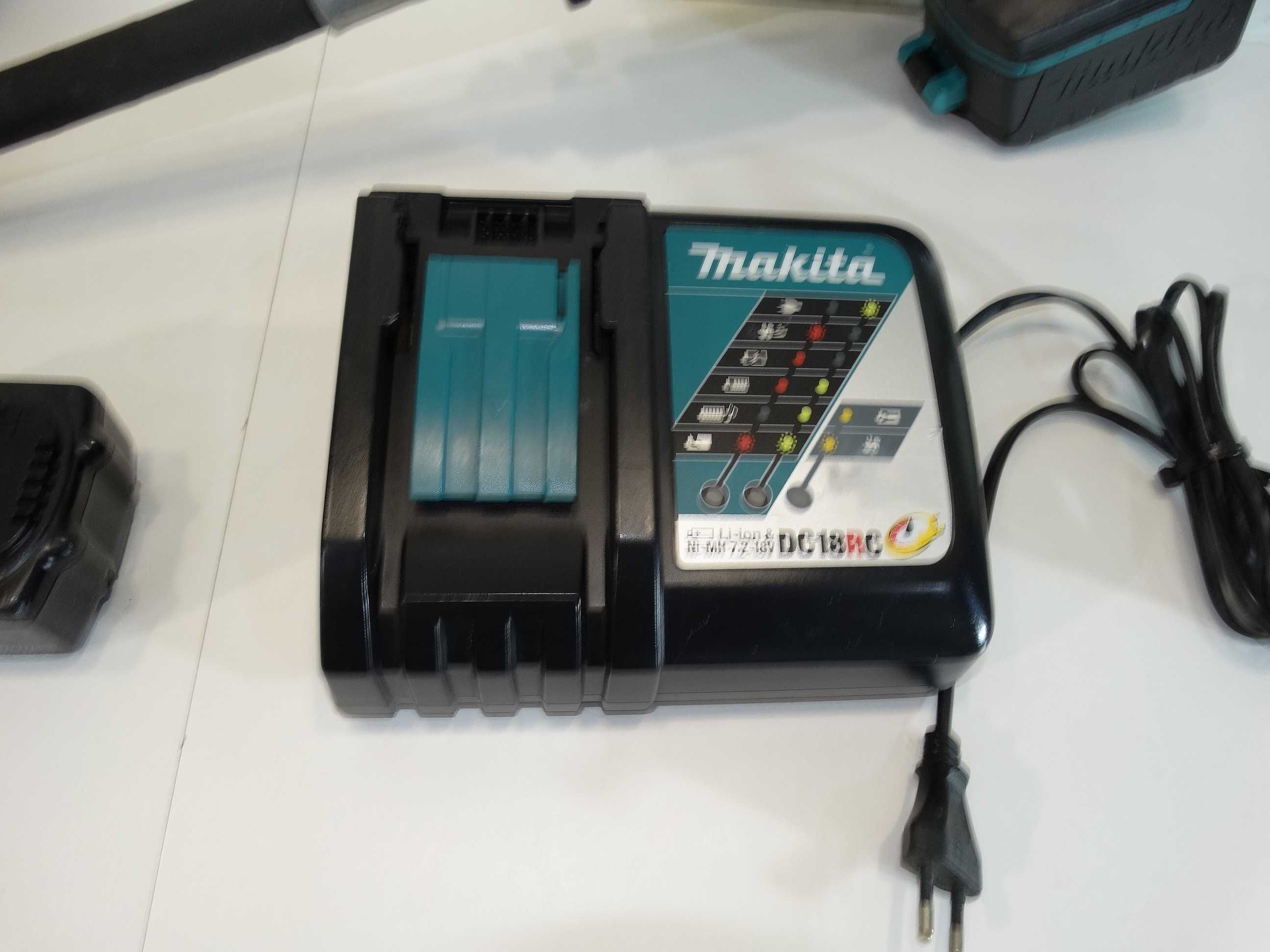 Makita DVR 350 - Вибратор за бетон