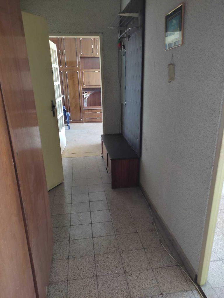 Продава се Тристаен апартамент в Гълъбово - 60 кв.м за 340 €/кв.м - Снимка #4