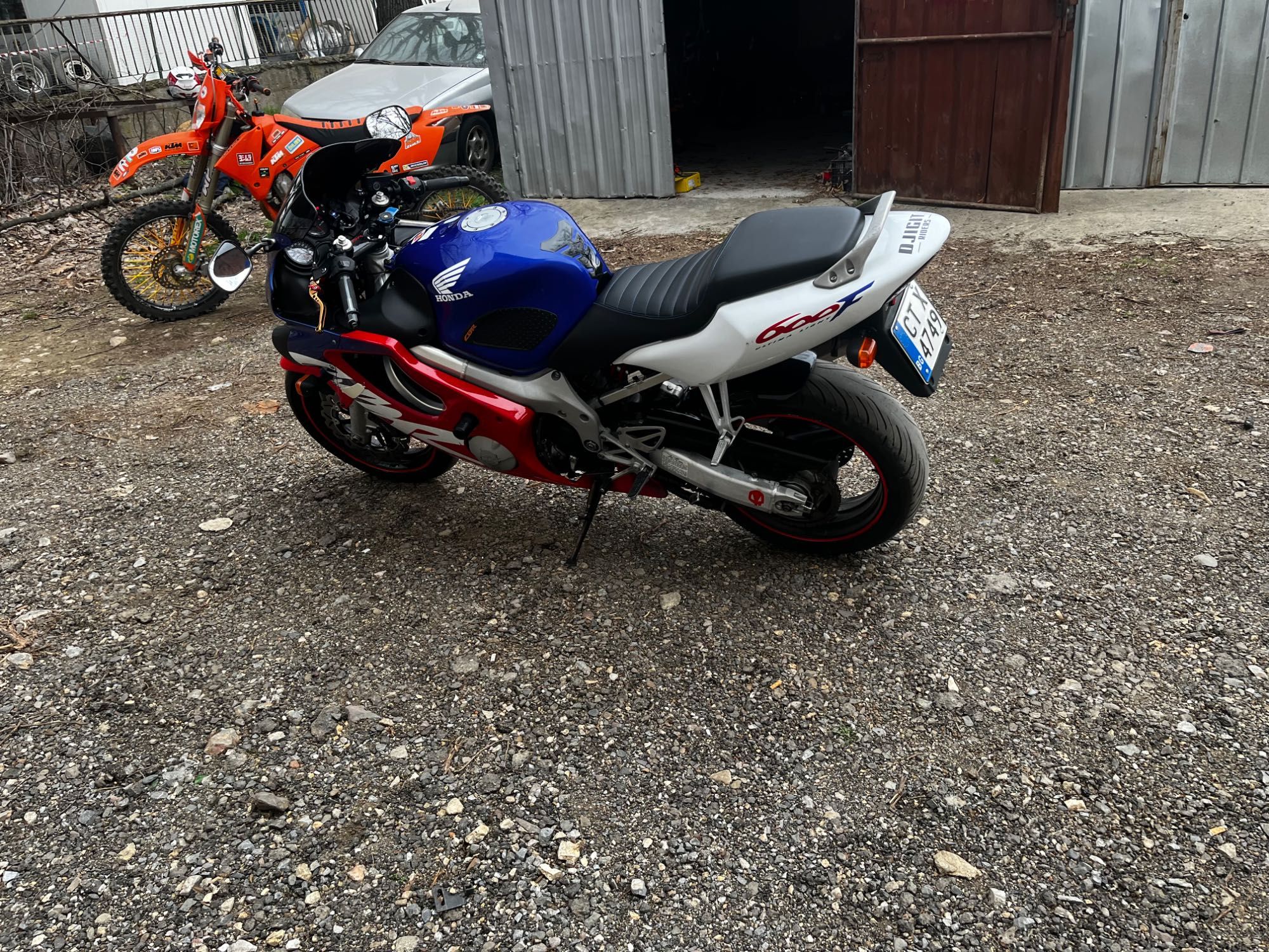 Honda cbr 600 f4