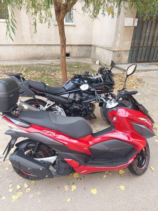 De vanzare Sym jet X-Suziki Gsf 650.