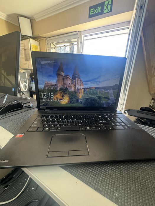 Vand laptop tishiba c75d display 17 inch