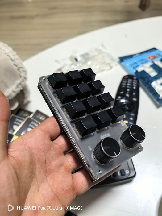 Механична клавиатура мини (спомагателна)