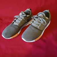 Adidasi New Balance Revlite 247, kaki, marime 40