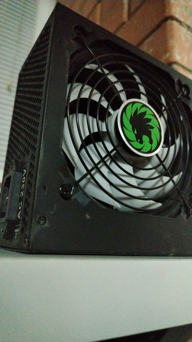 Блок питания GAMEMAX 500W