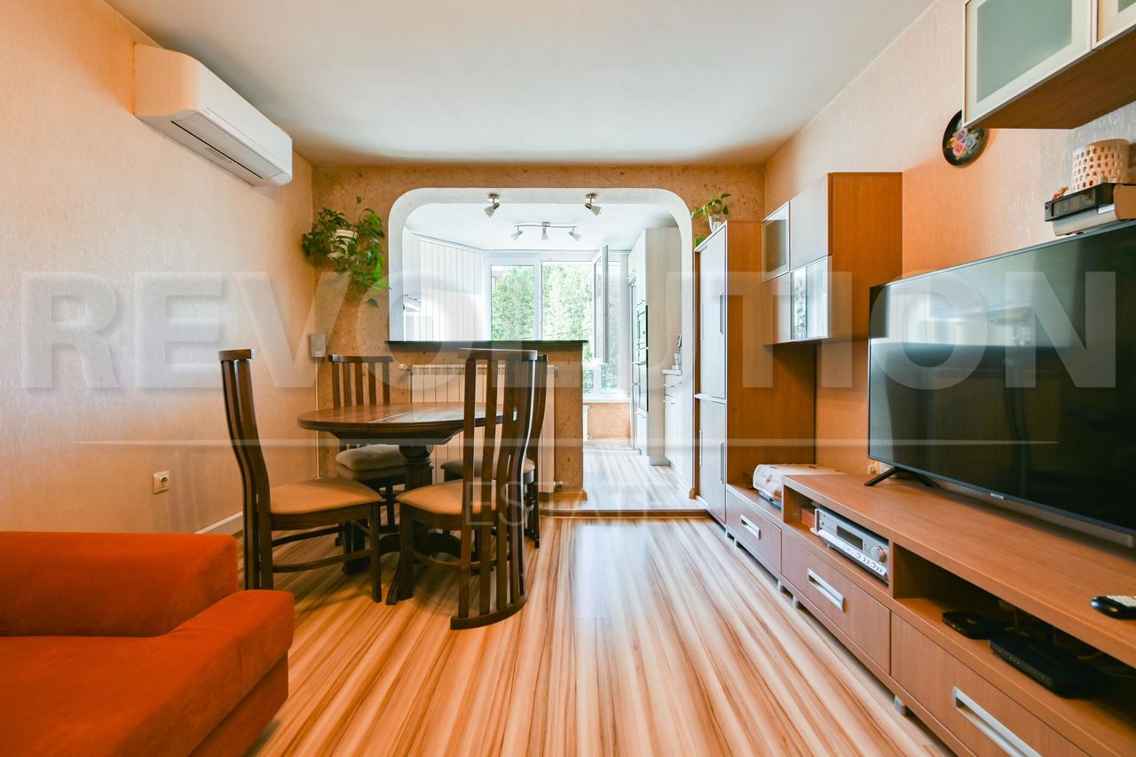 Продава се Тристаен апартамент в София, Овча купел - 110 кв.м за 2400 €/кв.м - Снимка #7