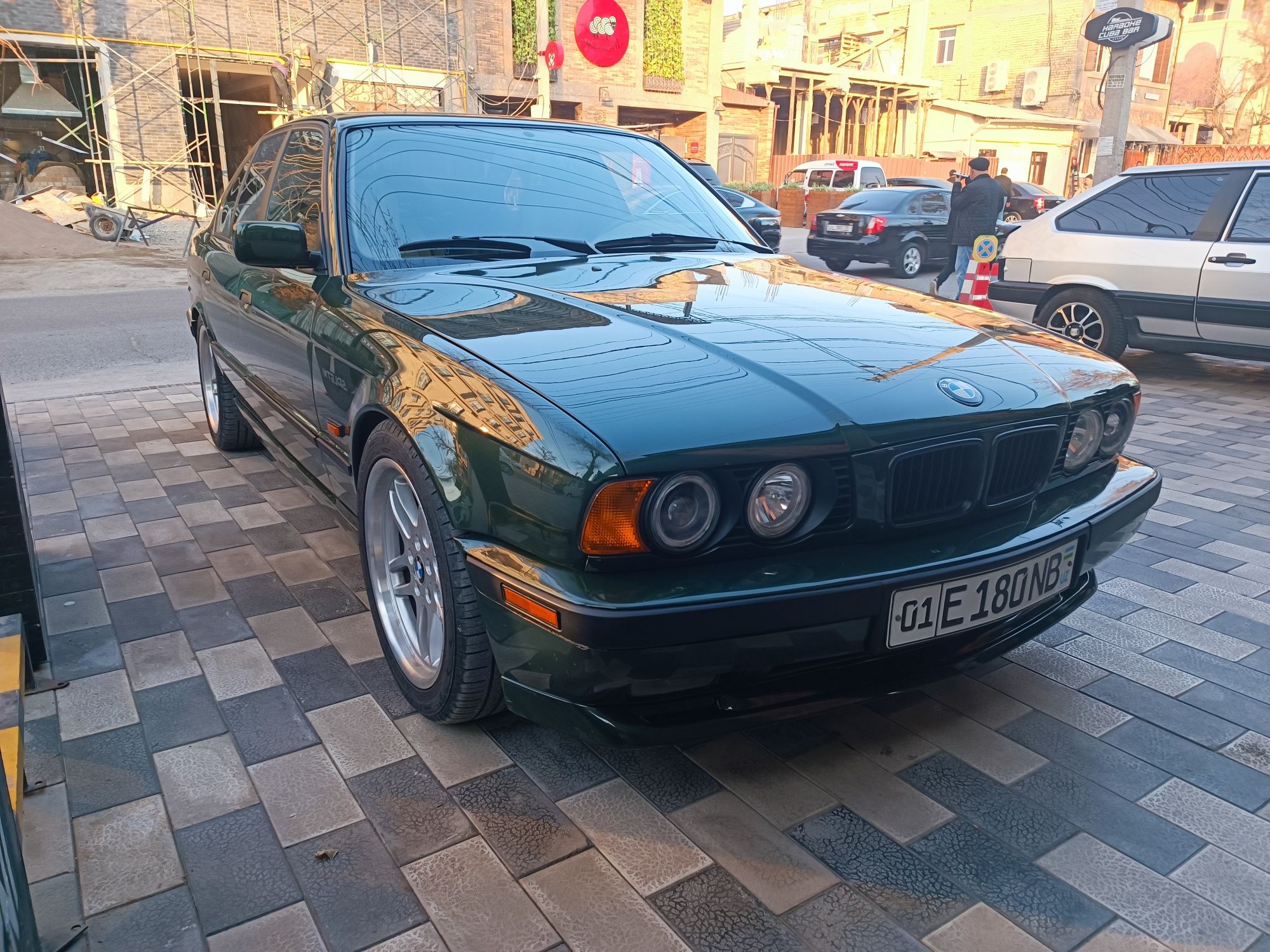 BMW E34 5 series  3L/ автомат