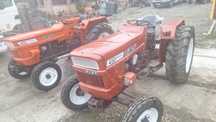 Vand tractoare fiat diferite modele