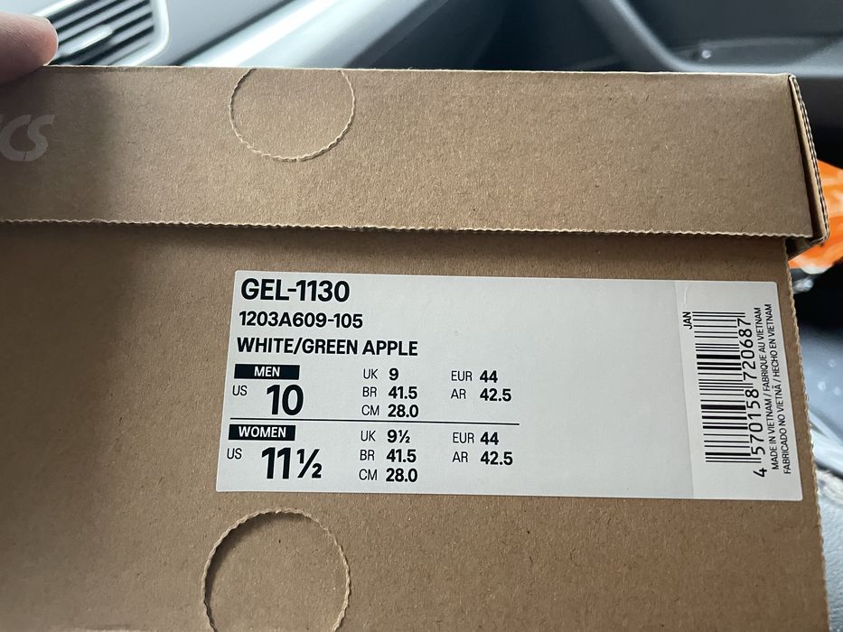 Маратонки Asics чисто нови