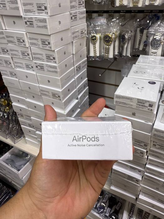 Продаеться Airpods 4