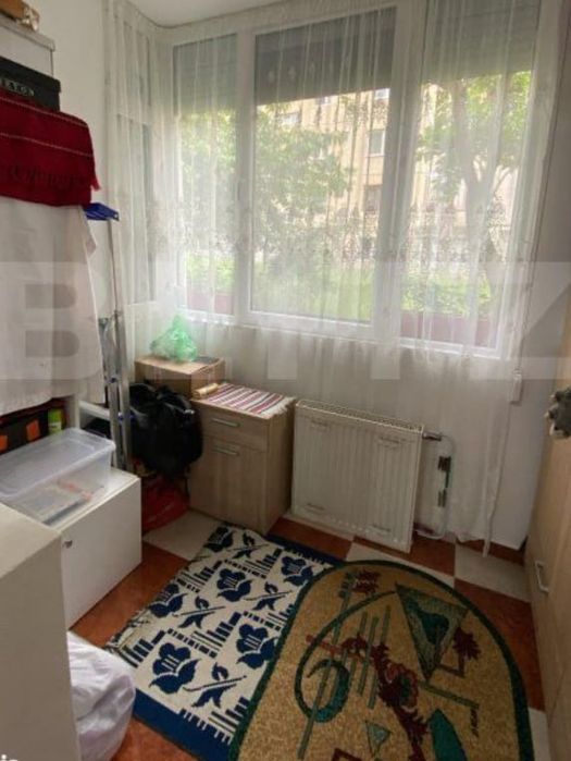 Vand aparatament cu doua camere