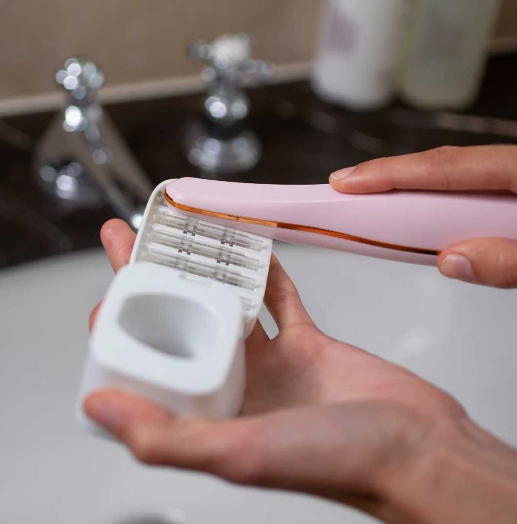 Ултразвуков уред за дермапланинг DermaQueen Vibra-Sonic